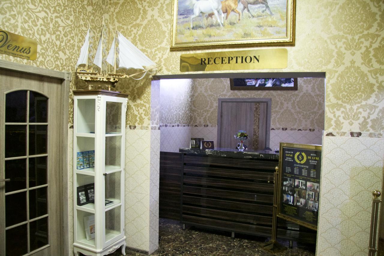 Deluxe Plaza Hotel Almaty Exterior foto